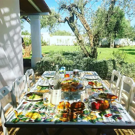 Masseria Spesseto Alloggio per agriturismo Montalbano (Apulia)