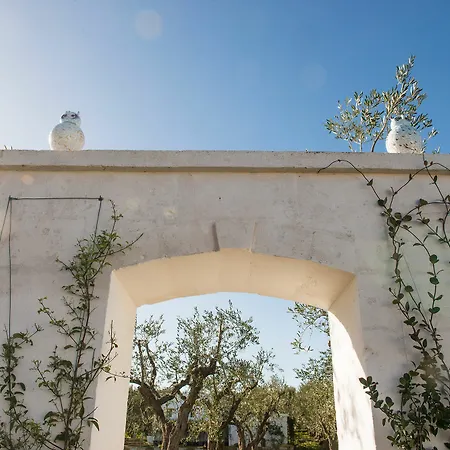 Masseria Spesseto Montalbano (Apulia)